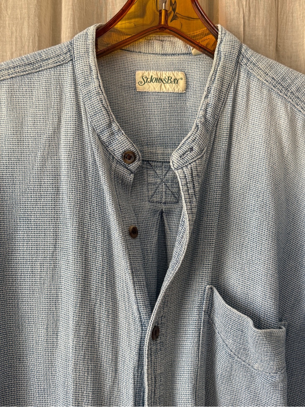Vintage St. John’s bay textured light blue button down shirt - Picture 3 of 6